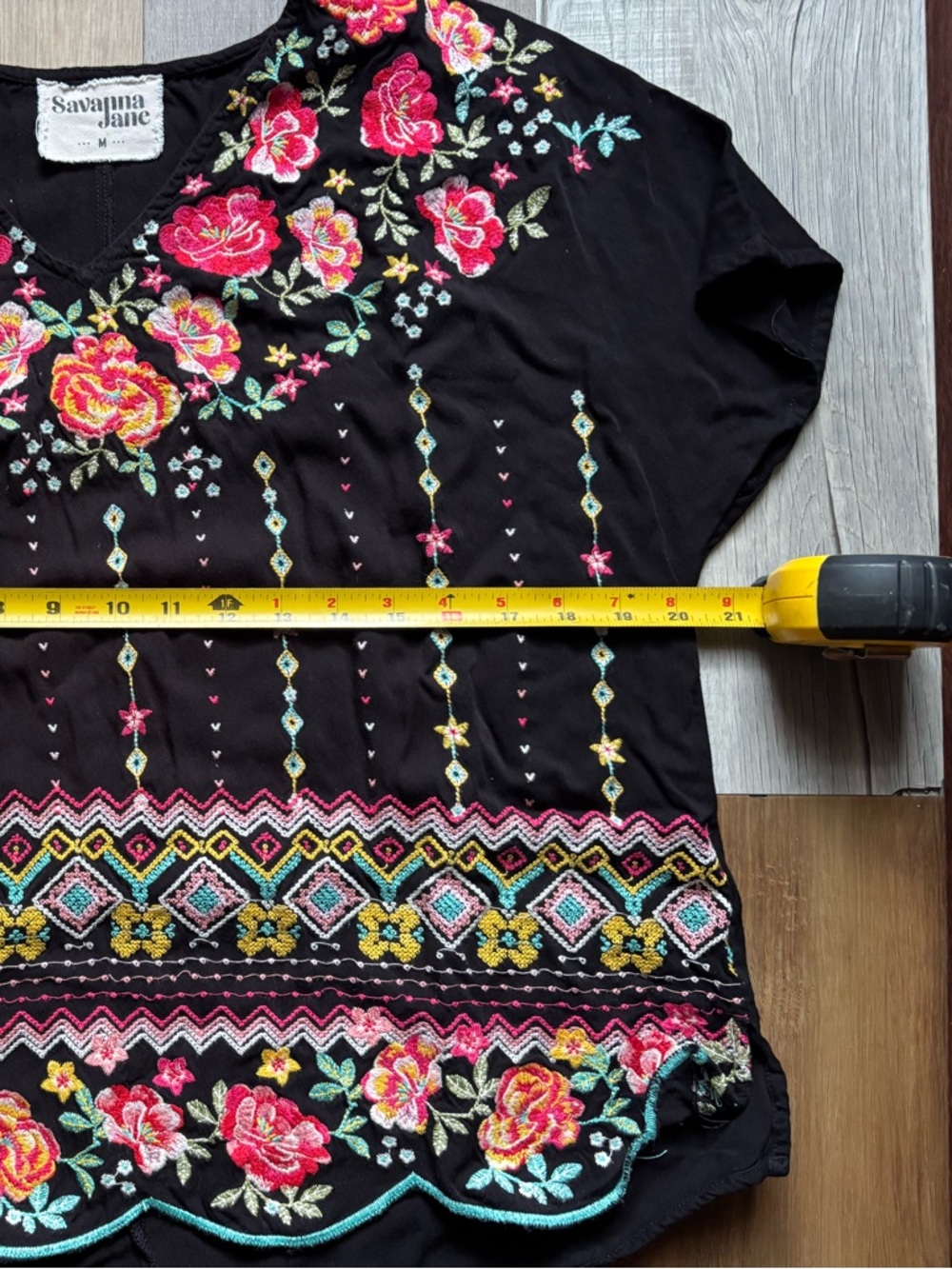 Savanna Jane Embroidered Floral Boho Top Black Medium - Picture 6 of 7